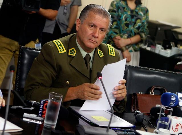 General Villalobos ordena asegurar en bóvedas cuentas corrientes de Carabineros