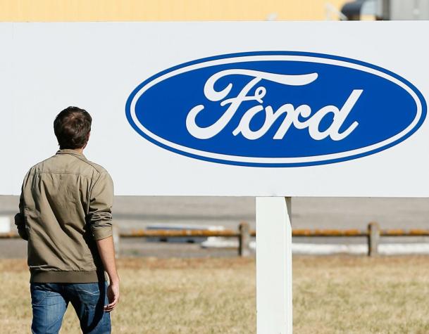 Ford reduciría cerca del 10% de su fuerza laboral global