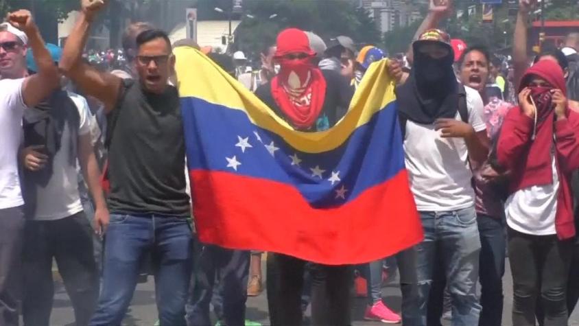 Venezuela: Muere joven en "intento de saqueo" tras protesta