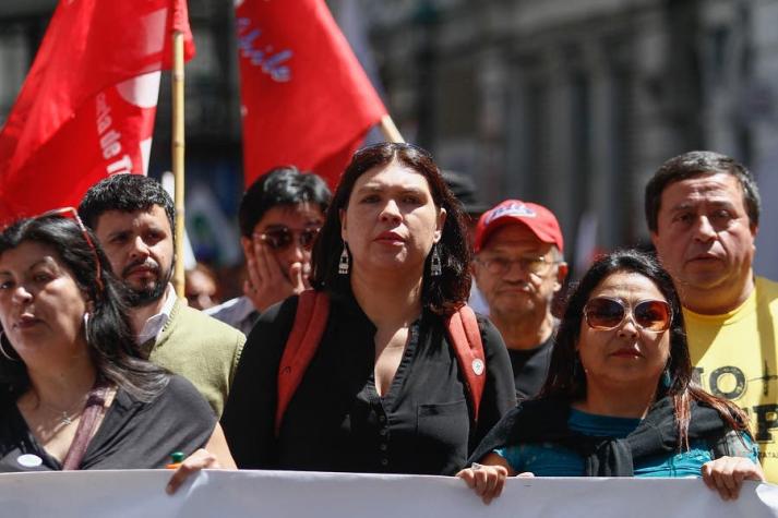 [Minuto a Minuto] Día del trabajador es conmemorado con dos marchas simultáneas en Santiago