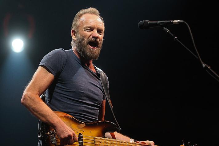 Sting revive su etapa más rockera en un íntimo show en Chile