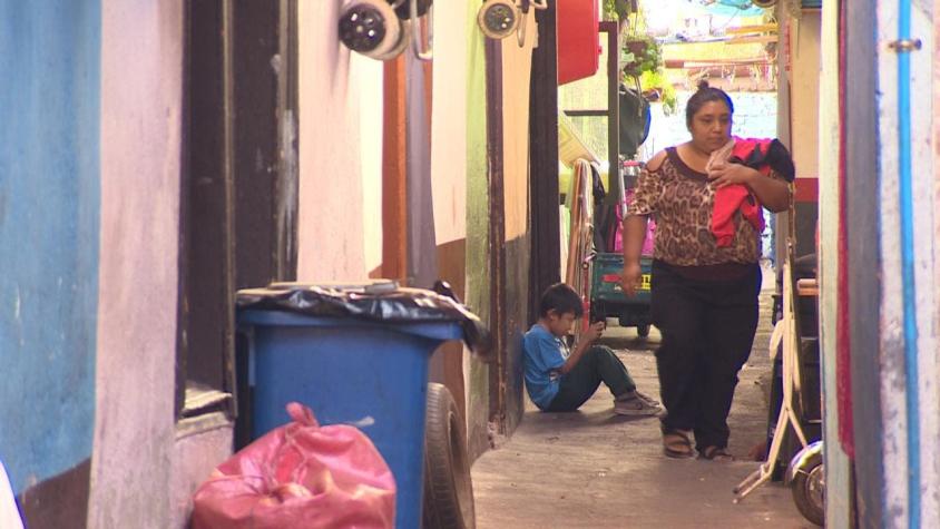 [VIDEO] Asi sobreviven los inmigrantes en las "viviendas colectivas"
