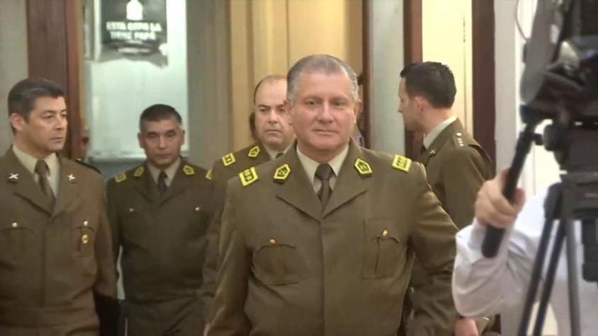[VIDEO] General Villalobos dice que "nunca ha pensado renunciar" por fraude en Carabineros