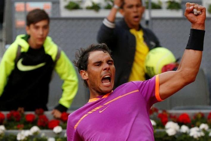 Rafael Nadal y Novak Djokovic sufren para avanzar en torneo de Madrid
