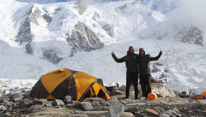Chilenos conquistan la cima del Annapurna, la décima montaña más alta del mundo