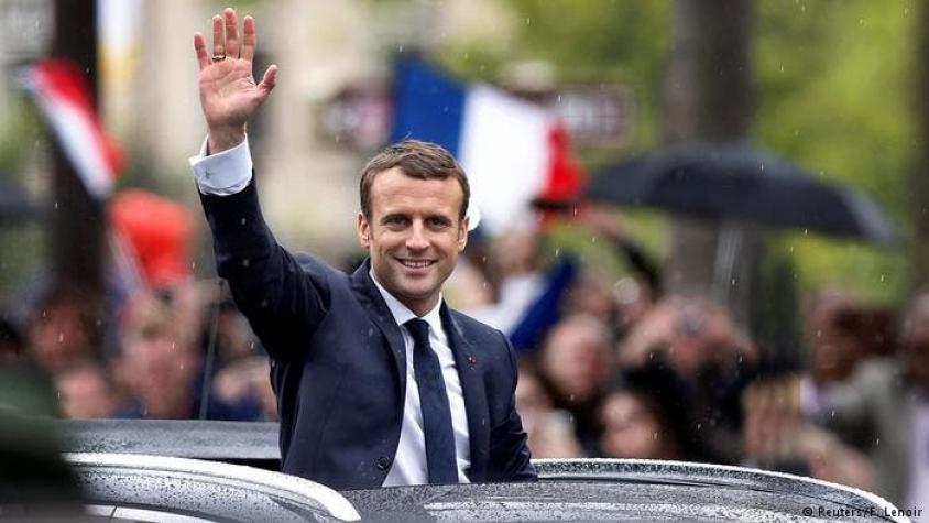 Emmanuel Macron da su primer discurso como presidente centrado en "devolver la confianza"