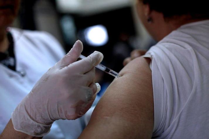 ¿Aún no te vacunas contra la influenza? Revisa los puntos habilitados en la comuna de Santiago