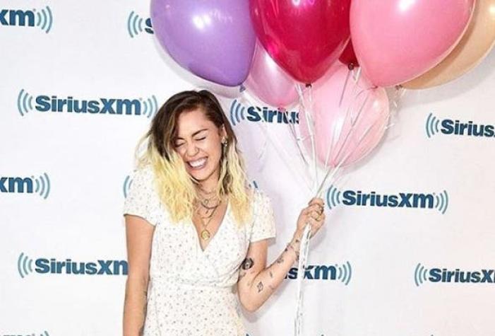 Miley Cyrus se arrepiente de su desnudo en video de "Wreking Ball"