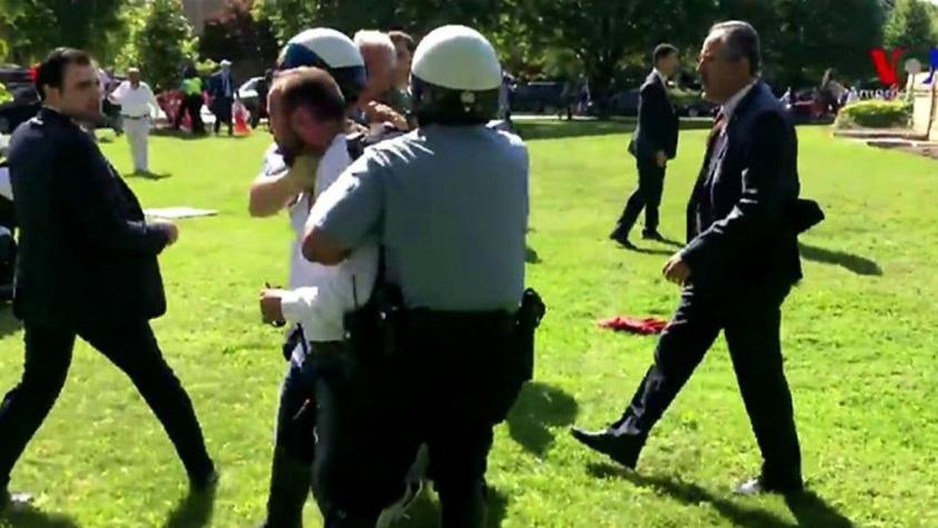 El "brutal ataque" de los guardaespaldas de Erdogan a manifestantes en Washington