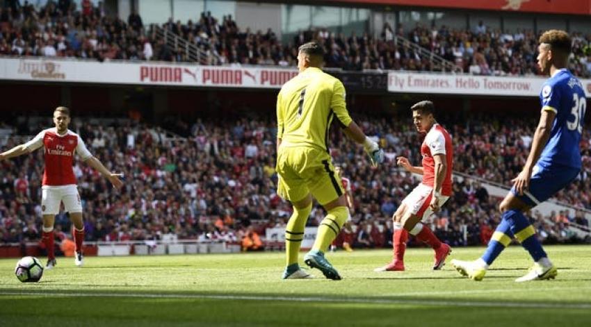 [Minuto a Minuto] Arsenal venció a Everton con gol de Alexis Sánchez en la Premier