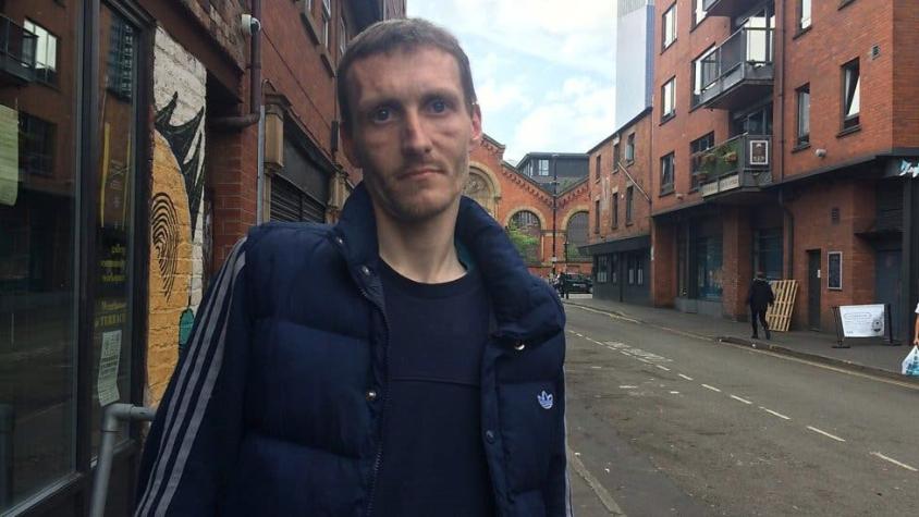 "No soy un héroe": el hombre sin techo que ayudó a niños heridos en el atentado en el Manchester
