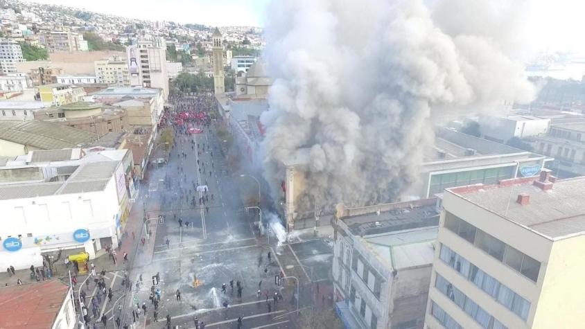 [VIDEO] Expediente secreto: fiscalía suma un sexto sospechoso a fatal incendio en Valparaiso