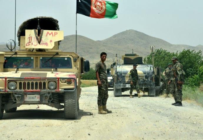 Al menos 18 muertos en explosión de coche bomba en el este de Afganistán