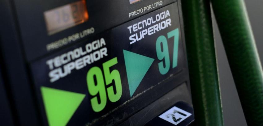 Precios de las bencinas subirán hasta $3,1 por litro desde este jueves