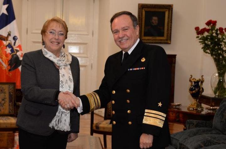 Vicealmirante Julio Leiva es designado como nuevo comandante en Jefe de la Armada