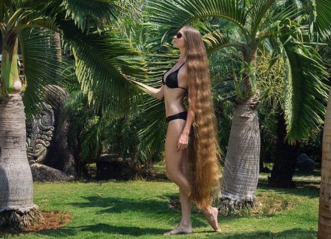 La "Rapunzel" de Rusia que se hizo viral por su extensa cabellera