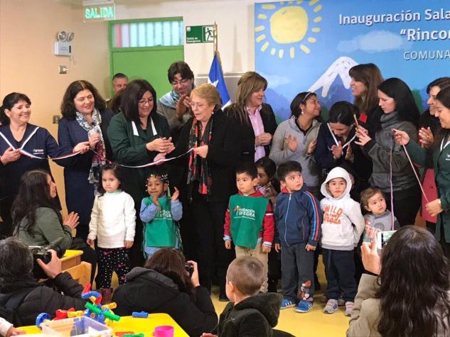 Bachelet acusa desinformación: "Es falso que la ley de inclusión obligue a cerrar colegios"