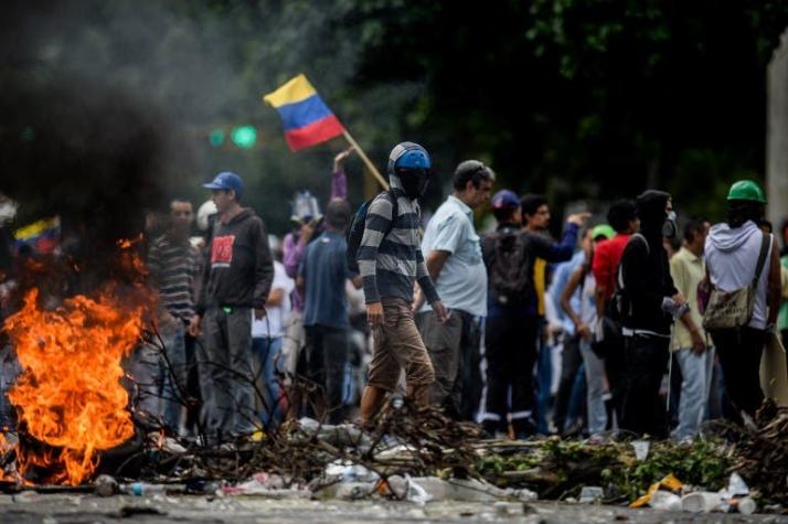 Nueva jornada de protestas en Venezuela deja dos muertos