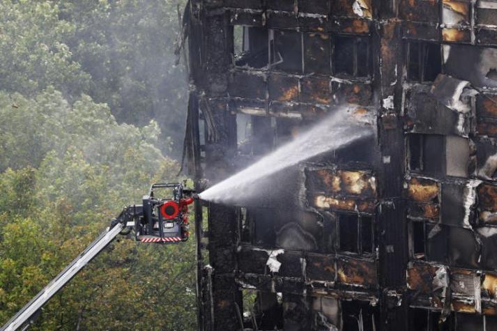 May anuncia investigación pública para determinar causas de incendio