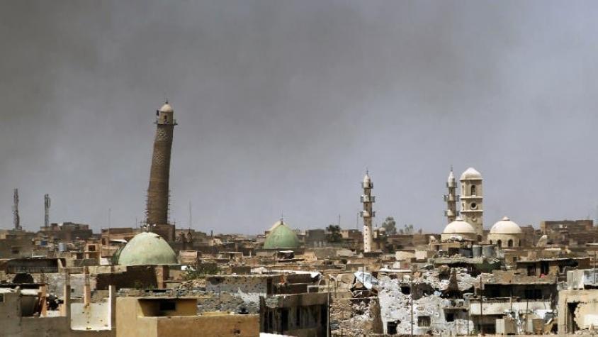 Acusan al Estado Islámico de destruir emblemático minarete en Mosul