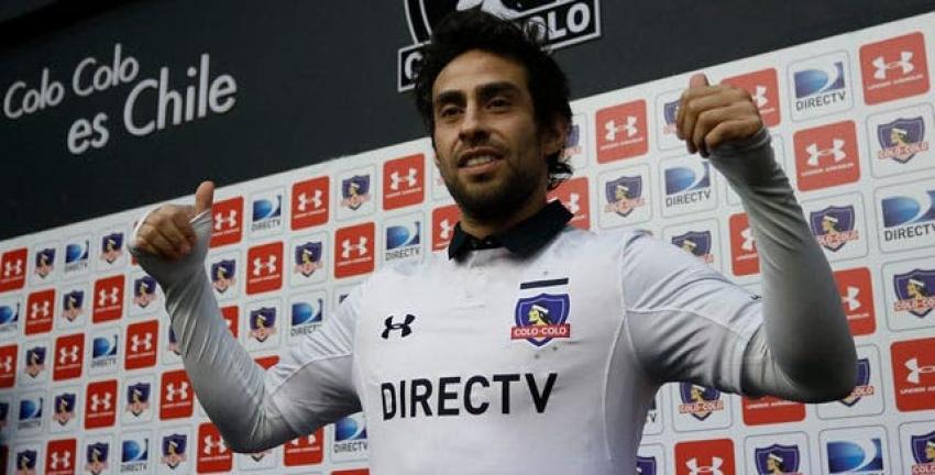 Valdivia es presentado en Colo Colo: "Tengo que luchar como todos, nadie juega con el nombre"