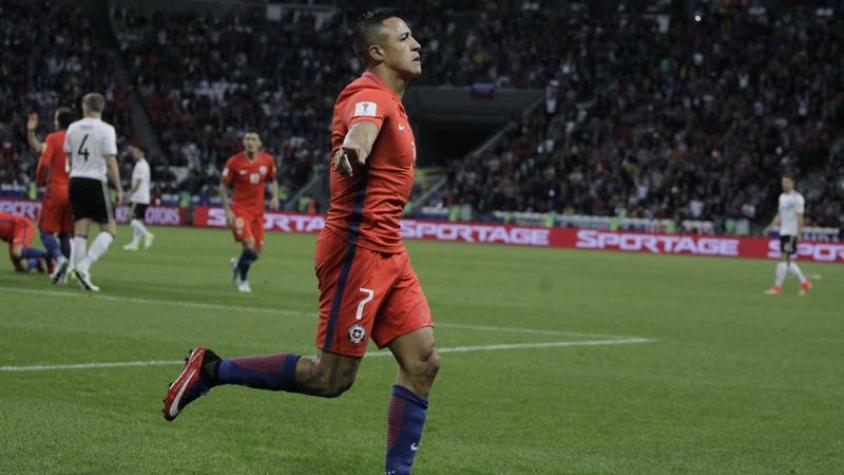[VIDEO] Alexis Sánchez toma el relevo del "Matador" Salas en la selección chilena
