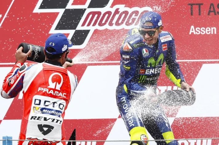 Valentino Rossi gana el Gran Premio de Holanda en MotoGP