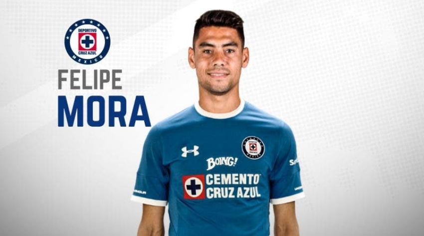 Felipe Mora es oficializado como jugador de Cruz Azul