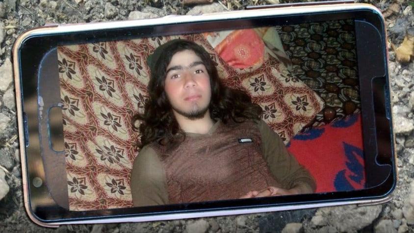 Las imágenes de la tarjeta de memoria del teléfono de un joven combatiente de Estado Islámico