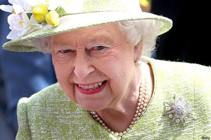 DJ que tocó para la Reina Isabel II revela cuál es su canción favorita