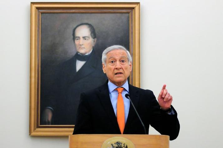 Muñoz cita a comisiones de RREE tras tensión con Bolivia