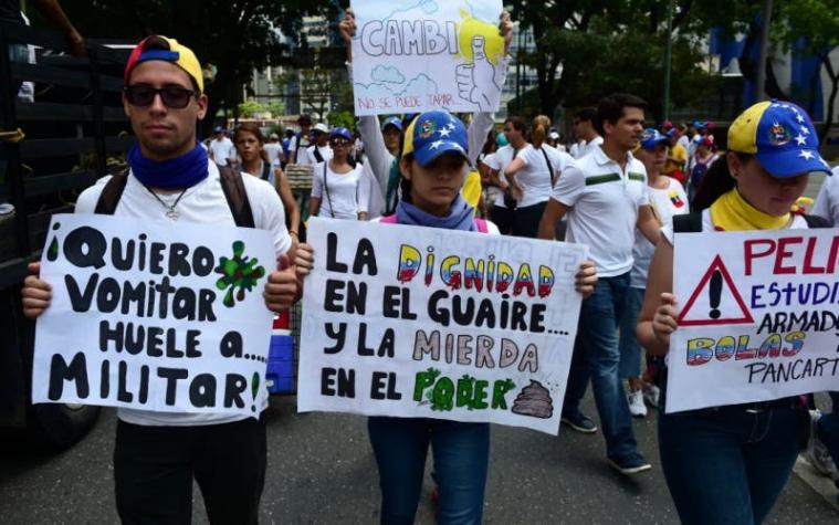 Venezuela: oposición vuelve a marchar al cumplir tres meses de protestas contra Maduro