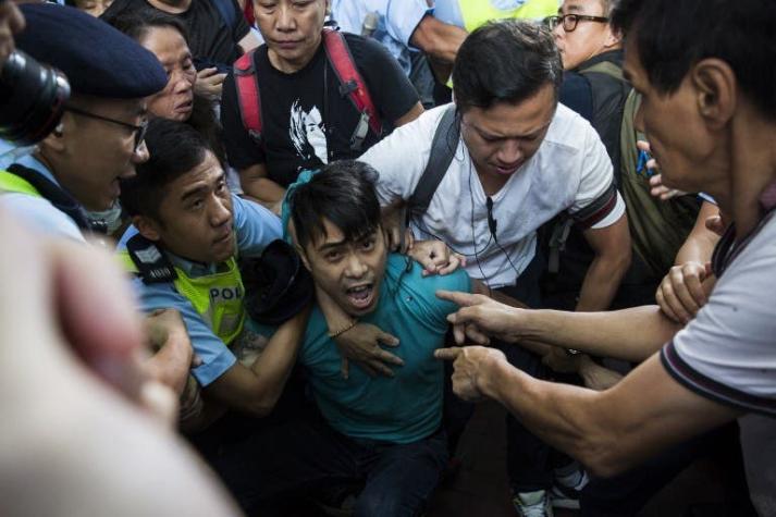 Hong Kong celebra 20 años desde que fue devuelto de Reino Unido en medio de protestas