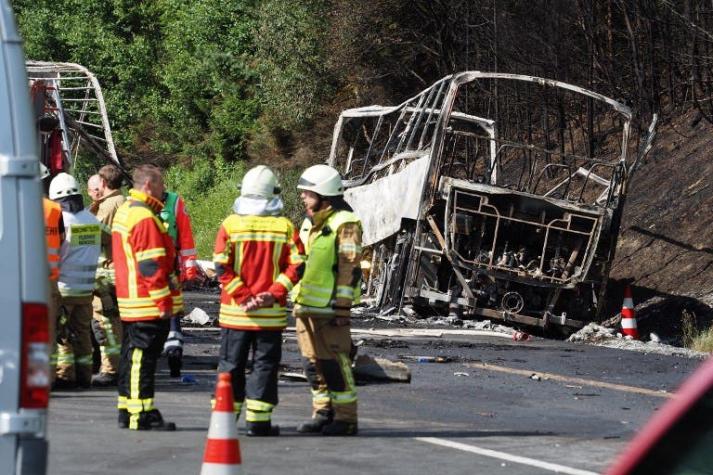 Alemania: Policía teme 17 muertos en accidente de autobús en Baviera