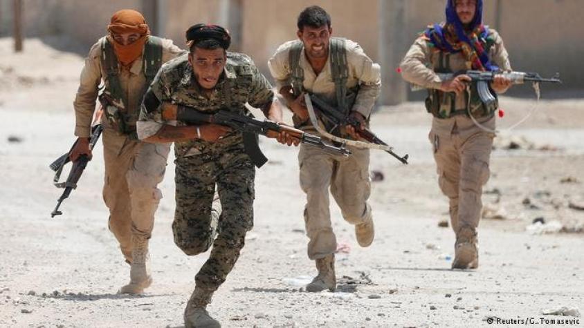 Fuerzas kurdas entran en el caso histórico de Al Raqa