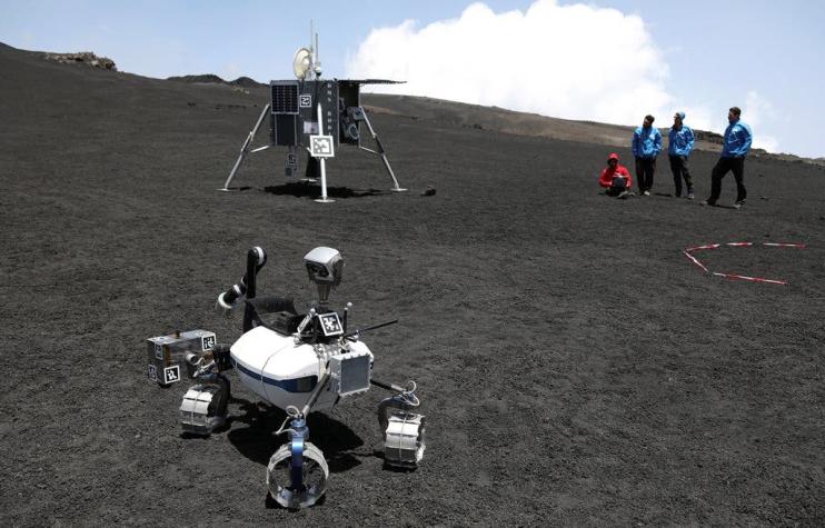 Científicos prueban robots lunares en monte Etna