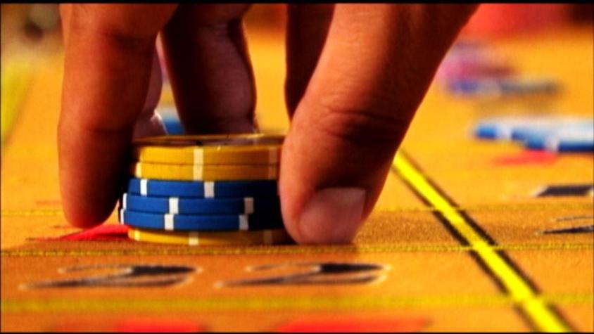 [VIDEO] La funcionaria que perdió en el casino la plata del Sename