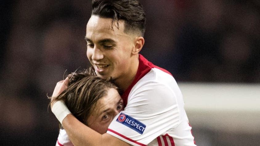 Jugador del Ajax "fuera de peligro" tras sufrir paro cardiaco en pleno partido