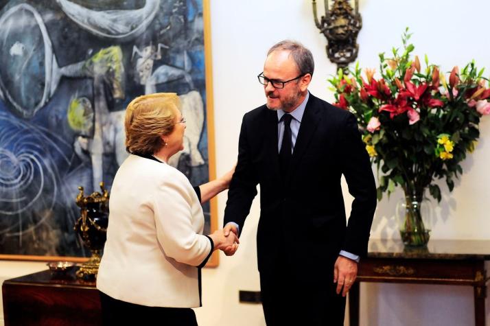 Larraín Matte tras reunión con Bachelet: "El sector privado puede trabajar con los gobiernos"