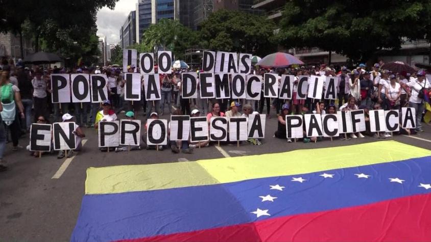 Oposición venezolana da los últimos toques para plebiscito contra Maduro