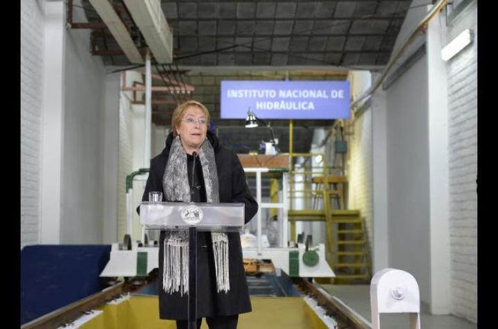 Bachelet: "Chile se está preparando para hacer frente al cambio climático"