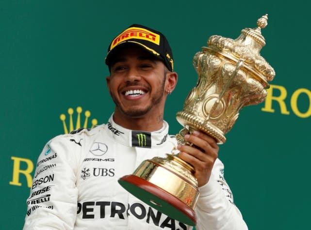 Fórmula Uno: Lewis Hamilton gana por cuarta vez consecutiva el GP de Gran Bretaña
