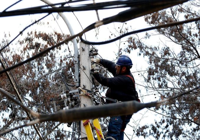 SEC: Todavía quedan 1.200 clientes sin suministro eléctrico