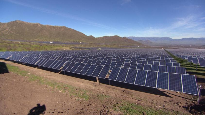 [VIDEO] Colina tiene la planta de energía solar más grande de Santiago