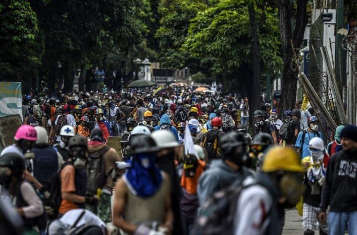 Oposición venezolana llama a paro de 48 horas contra Constituyente