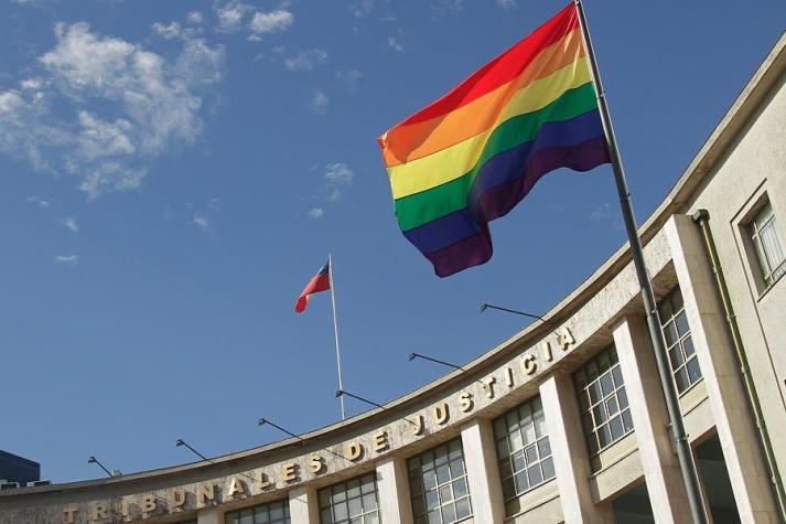 Concepción: Roban bandera de la diversidad a menos de 24 horas de su izamiento