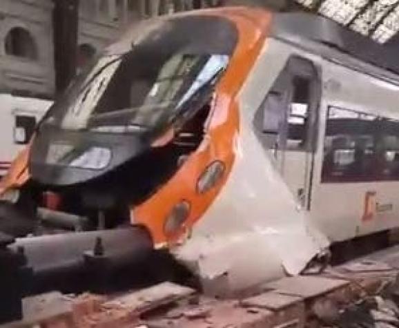 Accidente en tren deja al menos 54 heridos en Barcelona