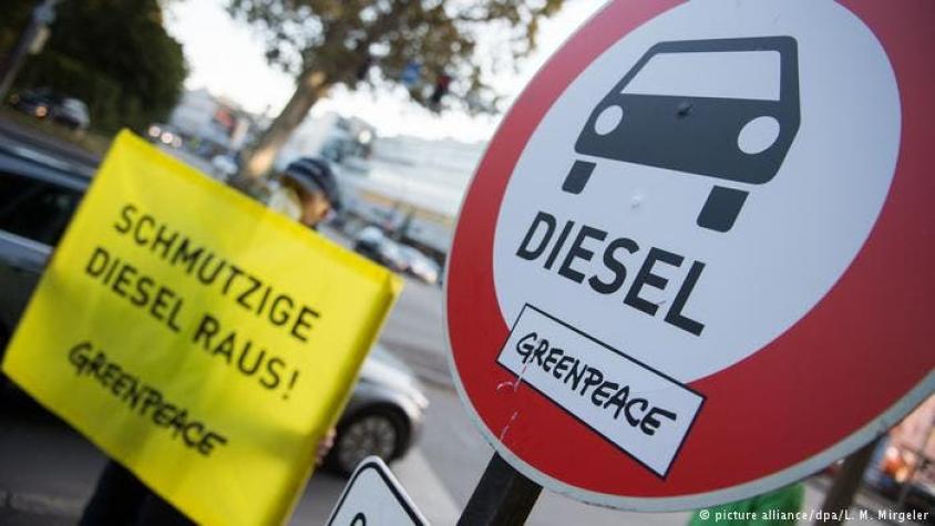 Tribunal aprueba prohibir automóviles diésel en Stuttgart para limpiar el aire
