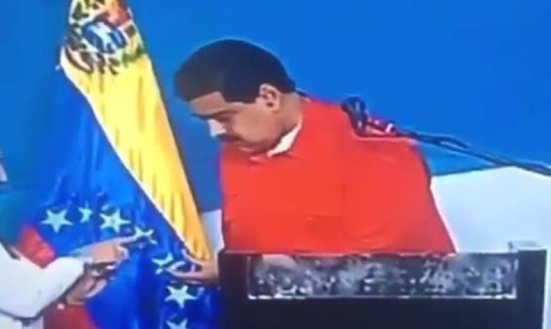 Nicolás Maduro pasa vergonzoso momento después de votar en elecciones
