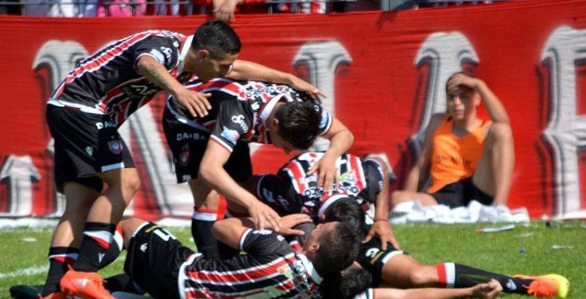 Chacarita Juniors retorna luego de siete años a la Primera División de Argentina
